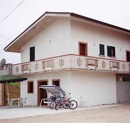 Agriturismo Il Vecchio Carro Campli Buitenkant foto