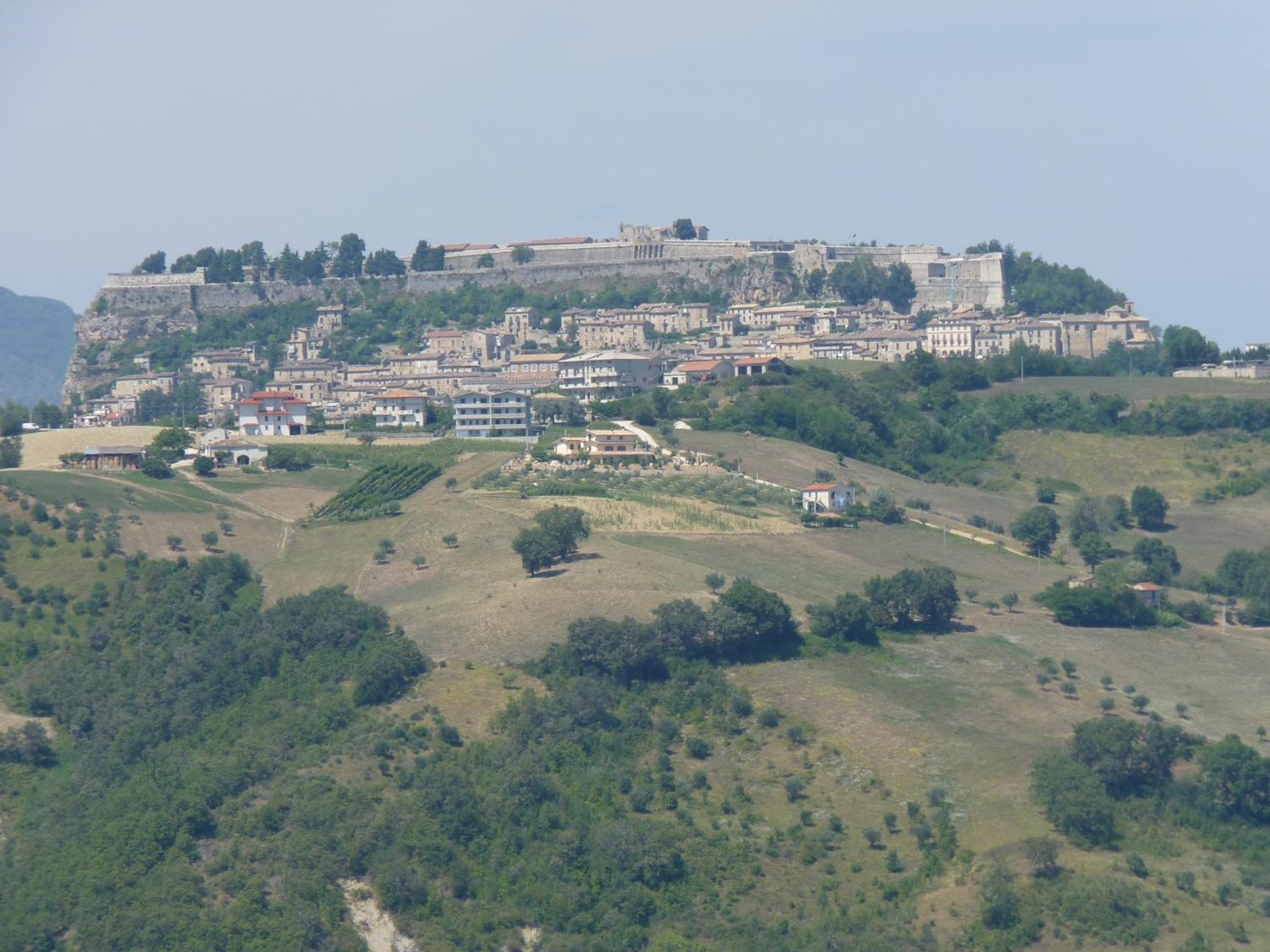 Agriturismo Il Vecchio Carro Campli Buitenkant foto