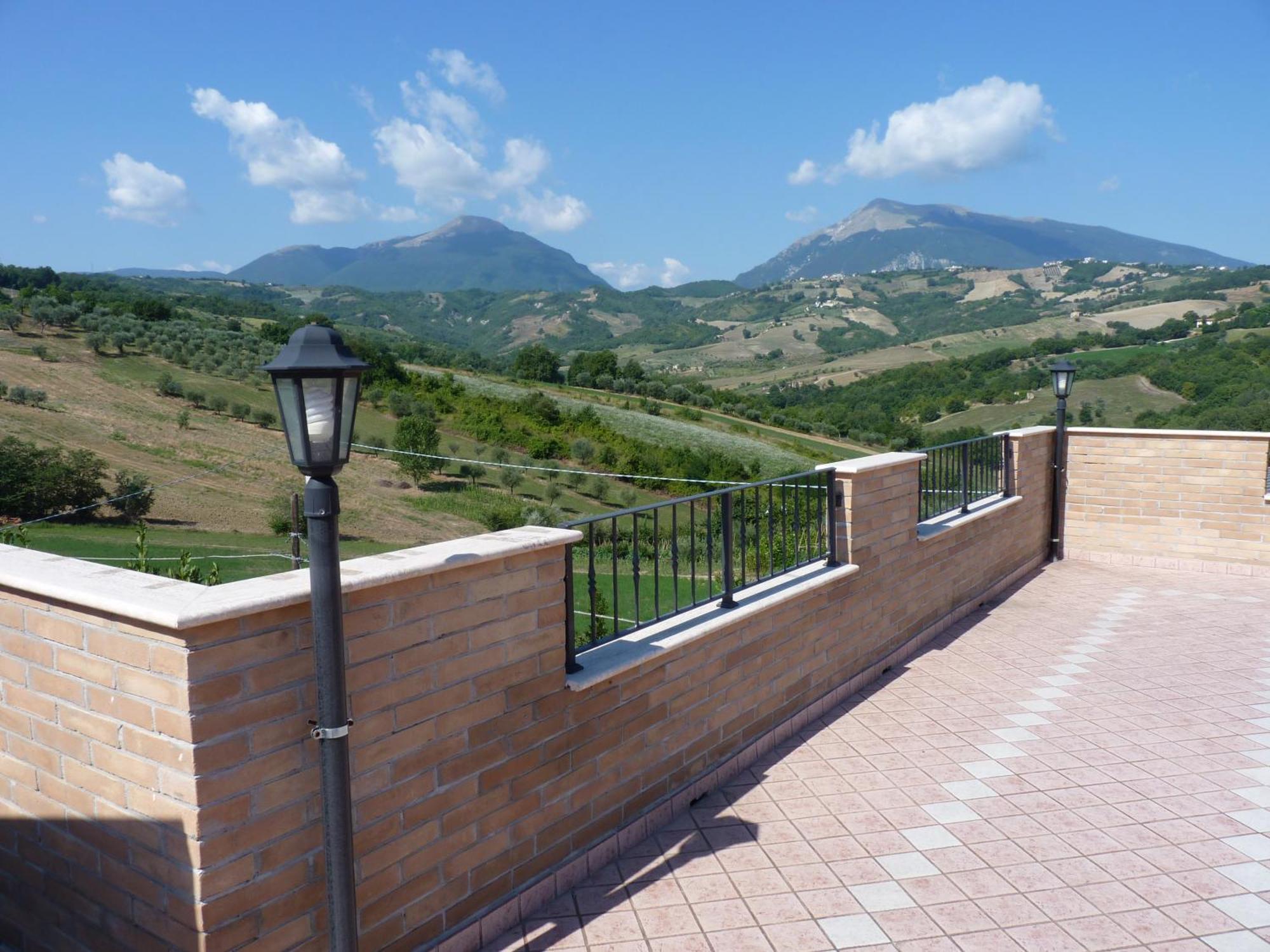 Agriturismo Il Vecchio Carro Campli Buitenkant foto